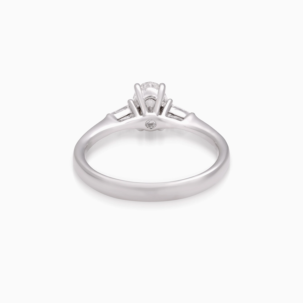 1022_Kooheji_Jewellery_Alfarah_Solitaire_Ring_WG_K001-001-000179-DIA-R-WT-OO-SI1-G-H_5.webp