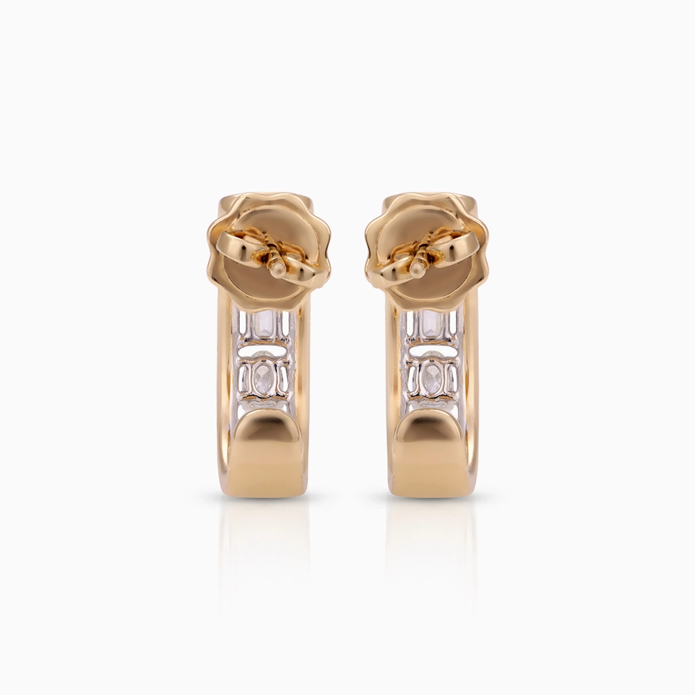 1142_Kooheji_Jewellery_Noor_Earring_YG_K003-001-000521-DIA-E-YL-GD-SI-G-H_5.webp