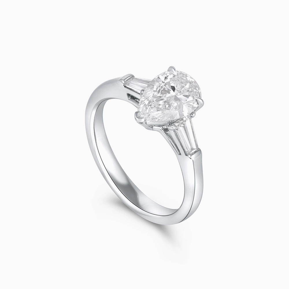 2015_Kooheji_Jewellery_Alfarah_Solitaire_Ring_WG_K001-001-000170-DIA-R-WT-OO-SI2-G-H_1.webp